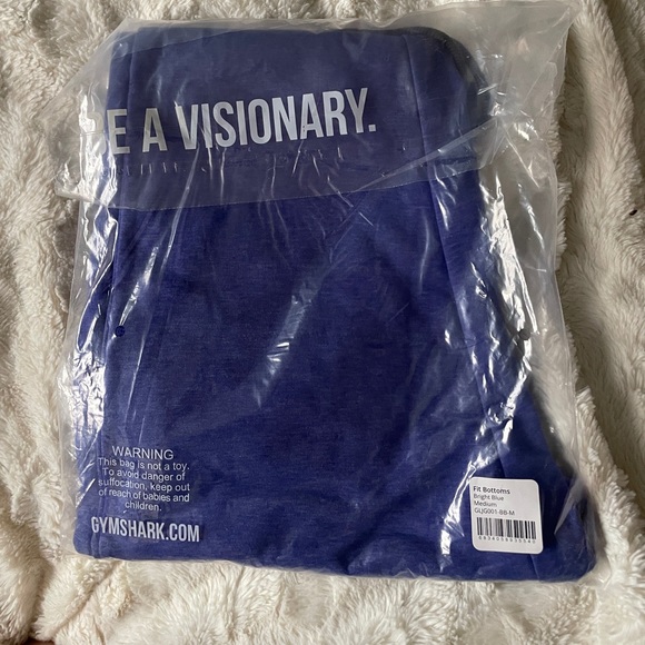 Gymshark Fit Bottoms Joggers Size M NWT - Picture 2 of 10